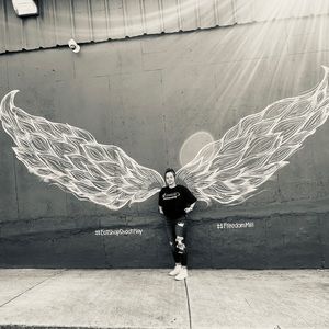 Meet your Posher, Caitlin